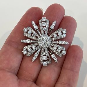 ESTATE VINTAGE LARGE DIAMOND PLATINUM PENDANT